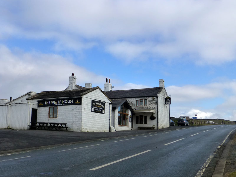 White House Pub
