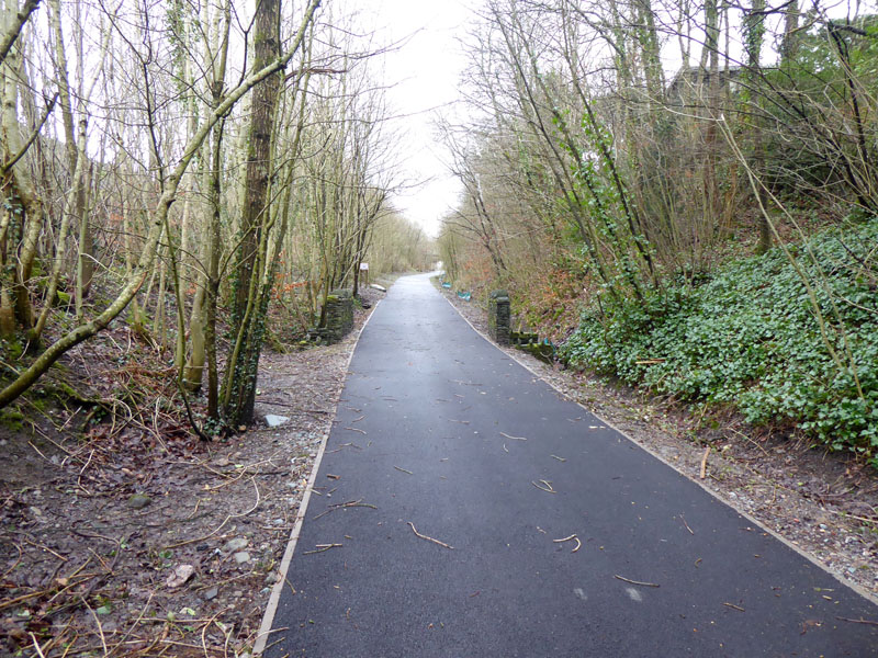New tarmac railway path